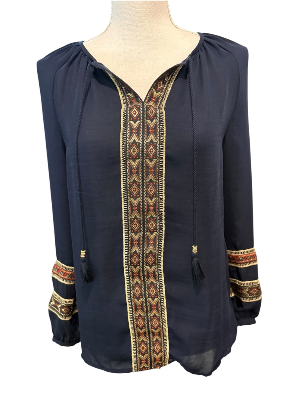 Chico’s Navy Embroidered Boho Peasant Blouse. Size XS